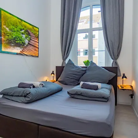 Apartment Everest Moderne City Wohnung Im Herzen Von Neuss * نيوس