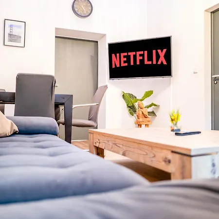 Apartment Everest Moderne City Wohnung Im Herzen Von Neuss شقة *